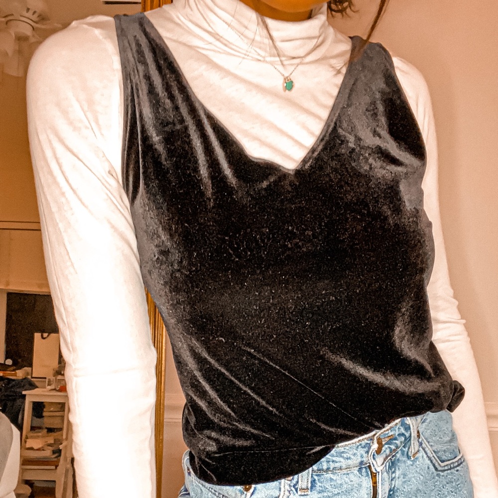 Loft velvet top